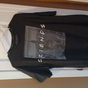 Friends T Shirt size XL